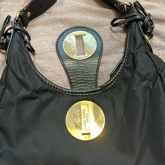 Vintage Kate Spade ♠️ small black shoulder bag. Good used condition. Brass clasp - Picture 8 of 10